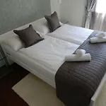 Apartman Nia *