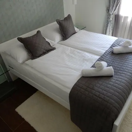 Apartman Nia *